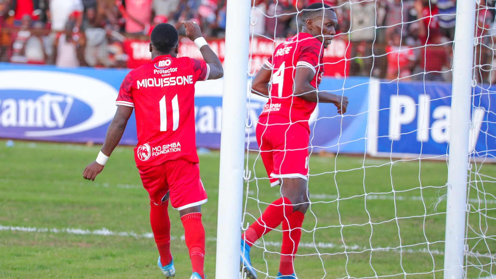 simba sc striker luis miquissone and meddie kagere 15ez2q36bcfaq1vwqd01eqvk97