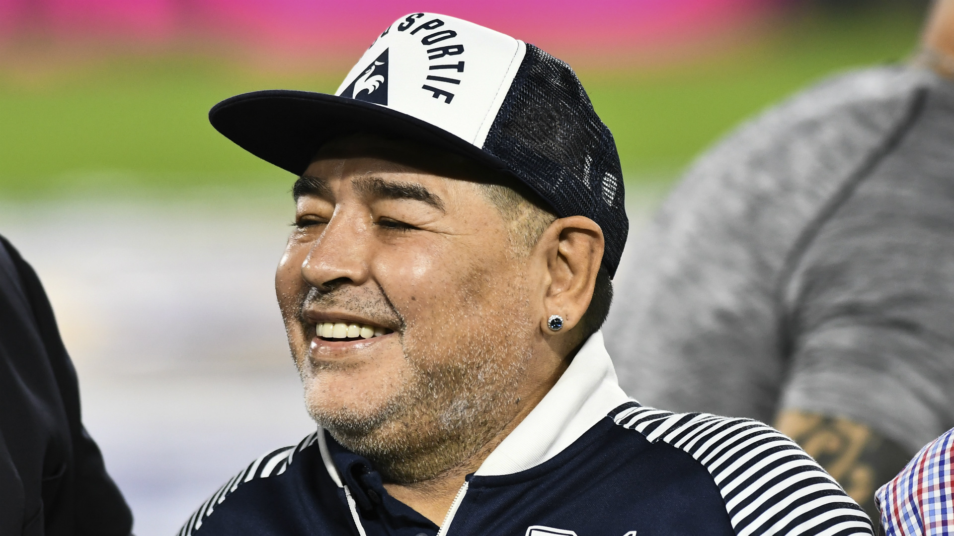 Maradona hospitalisé, son médecin assure que l'Argentin 