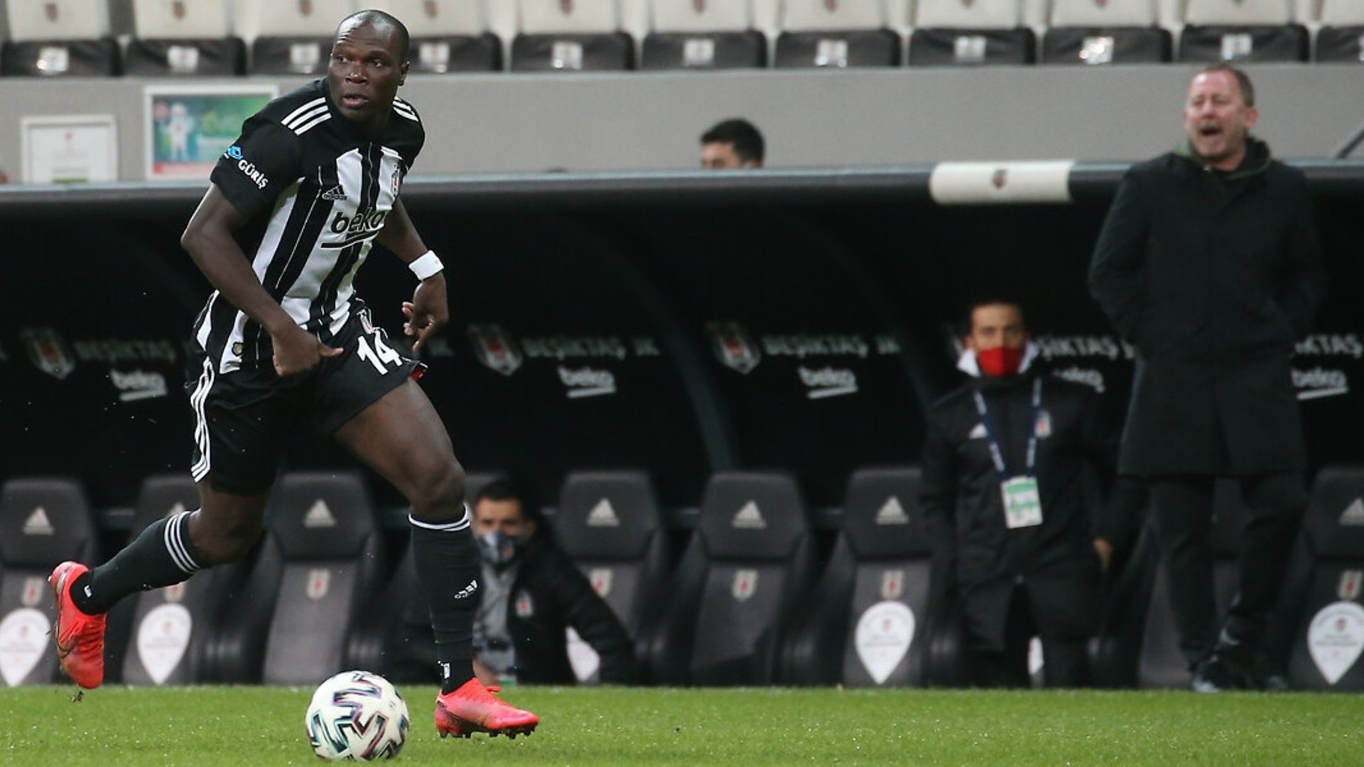 Aboubakar: Saudi club Al Nassr complete signing of Besiktas and Cameroon star