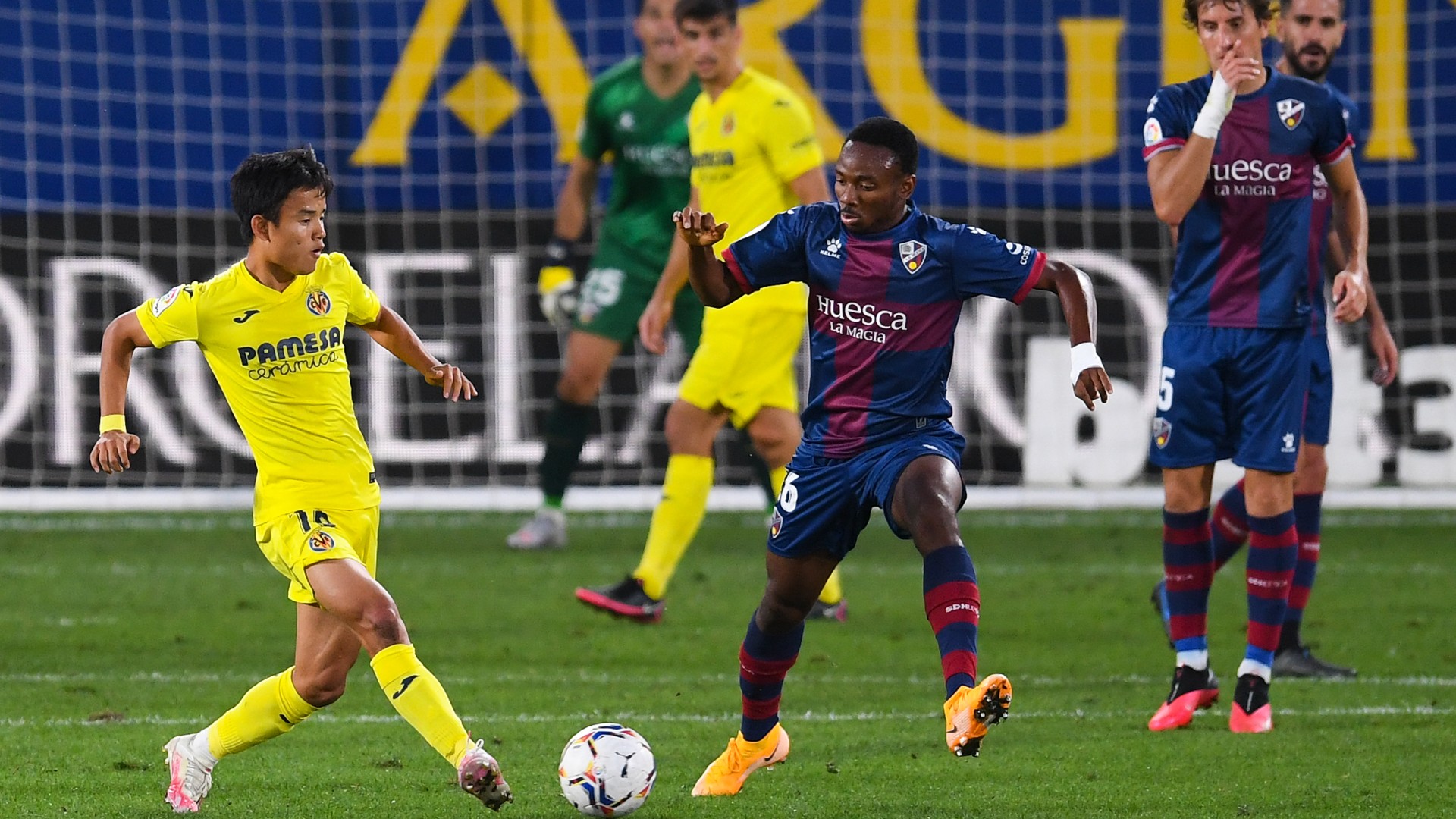 Kelechi Nwakali: Alcorcon sign Huesca midfielder on loan