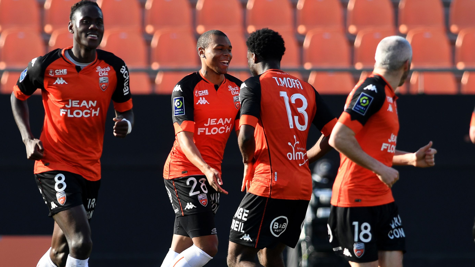 Lorient renversant, Lens accrocheur... Le résumé de la journée en Ligue 1