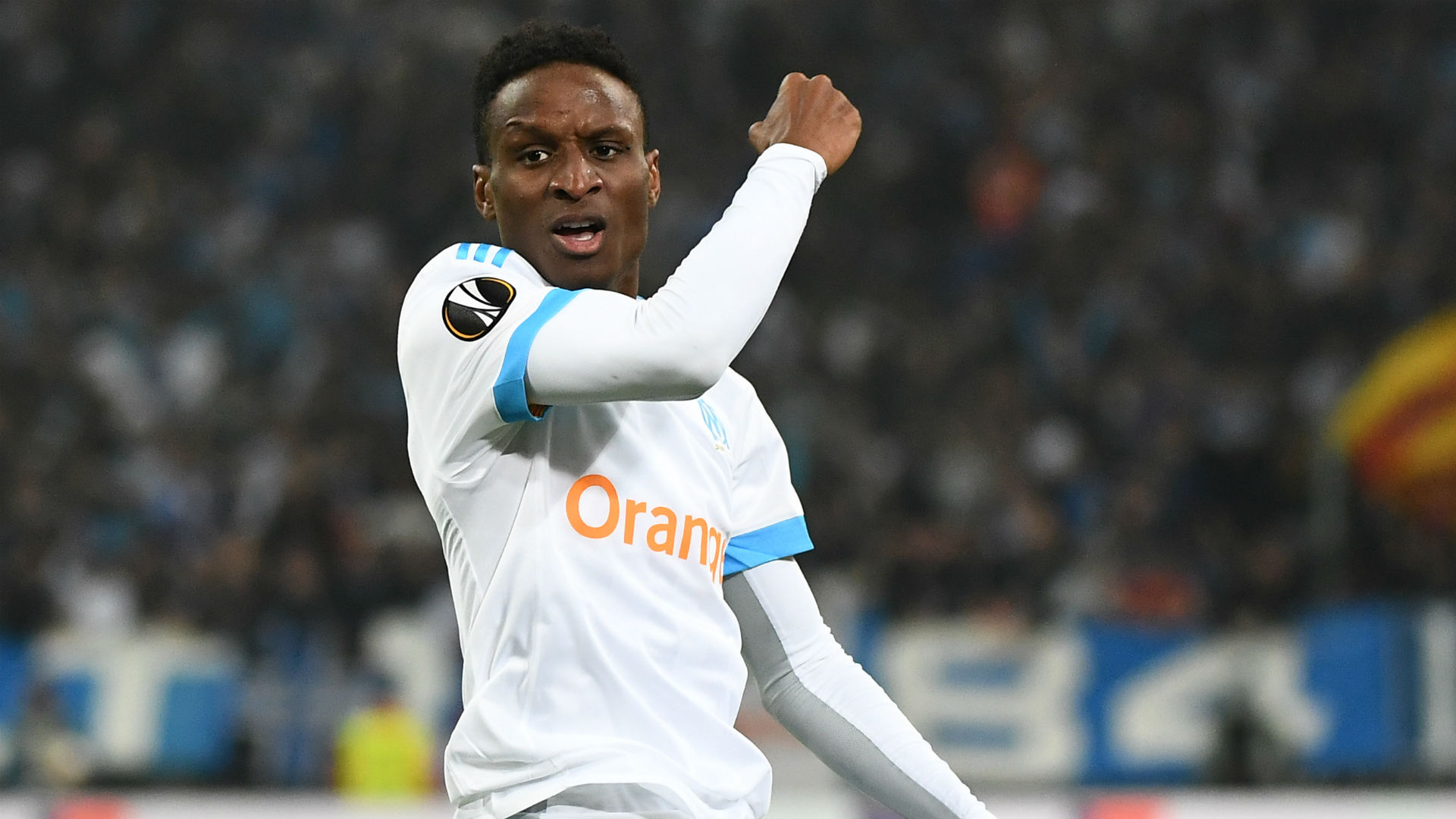 Bayern Munich sign €10m right-back Sarr from Marseille in deal until 2024