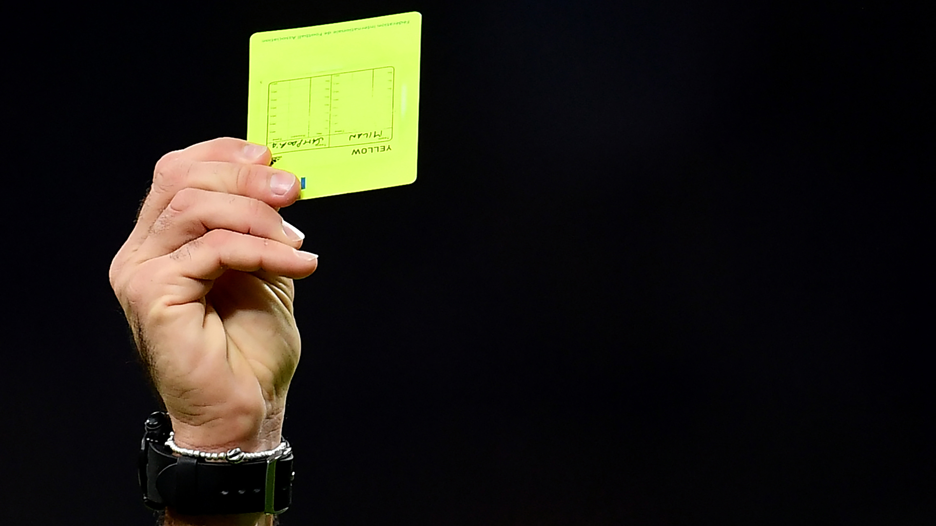 Ligue des champions et Ligue Europa : les cartons jaunes effacés après les huitièmes de finale