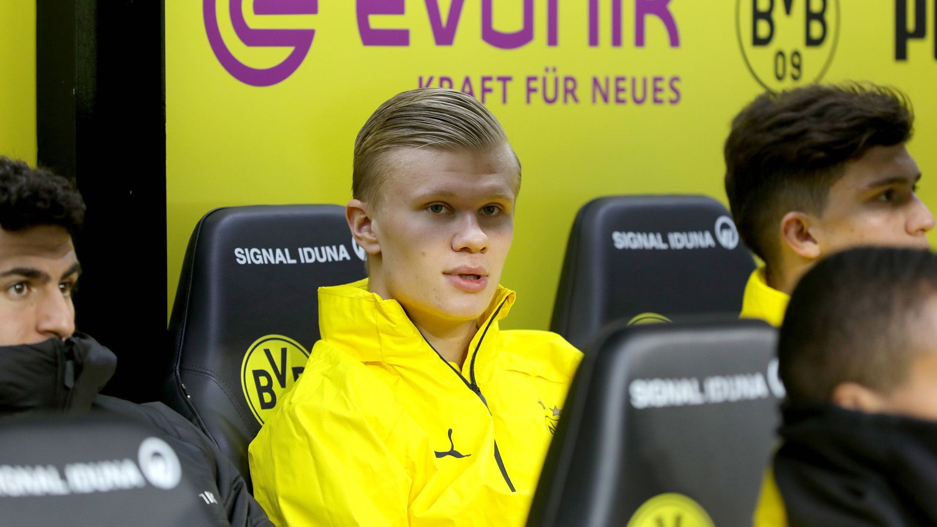 Transferts, Berbatov : "Haaland doit rester à Dortmund"