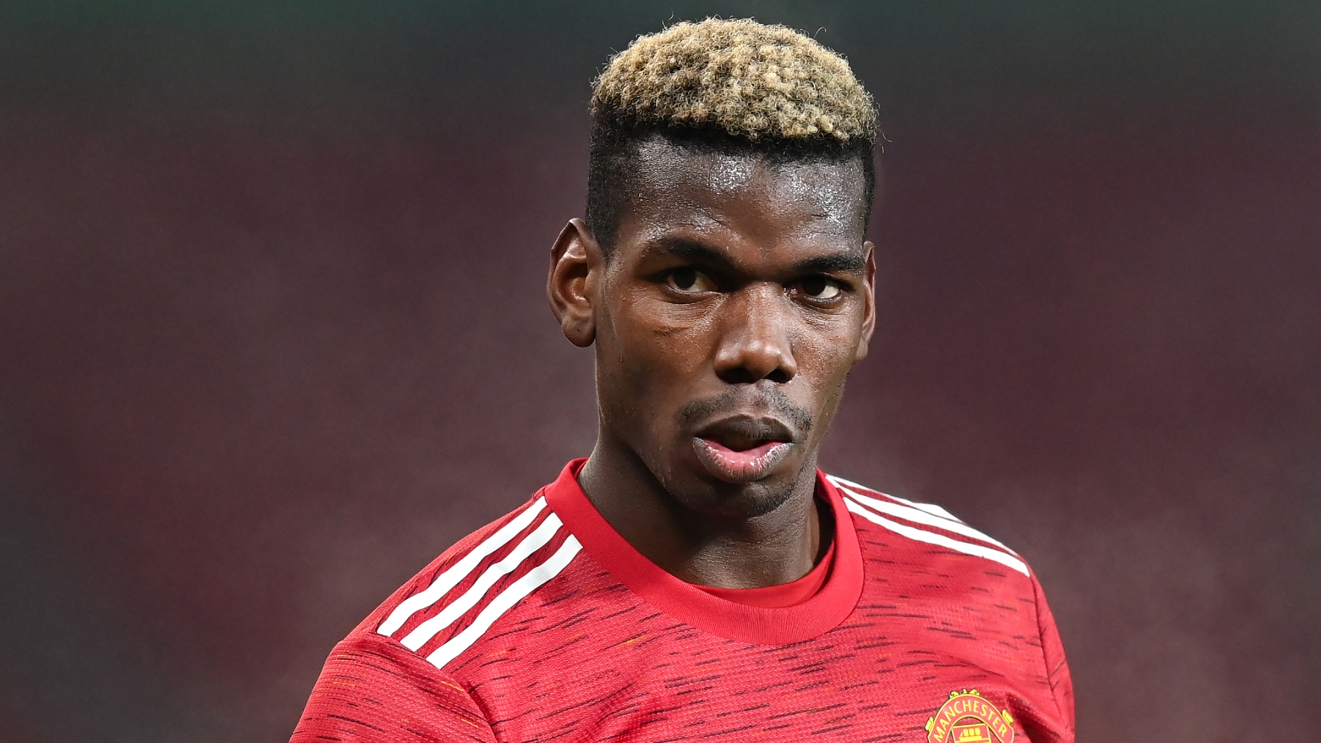 Pogba limps off injured in Man Utd's clash with Everton