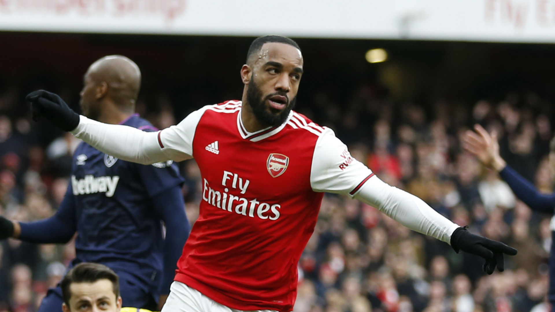 Lacazette: It’s my job to give Arteta a headache after struggles for Arsenal starts