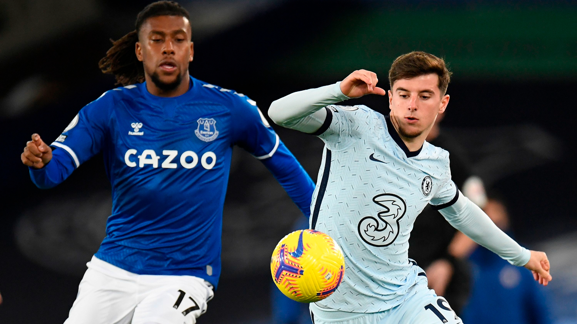 Iwobi in action as Everton bow to Newcastle United