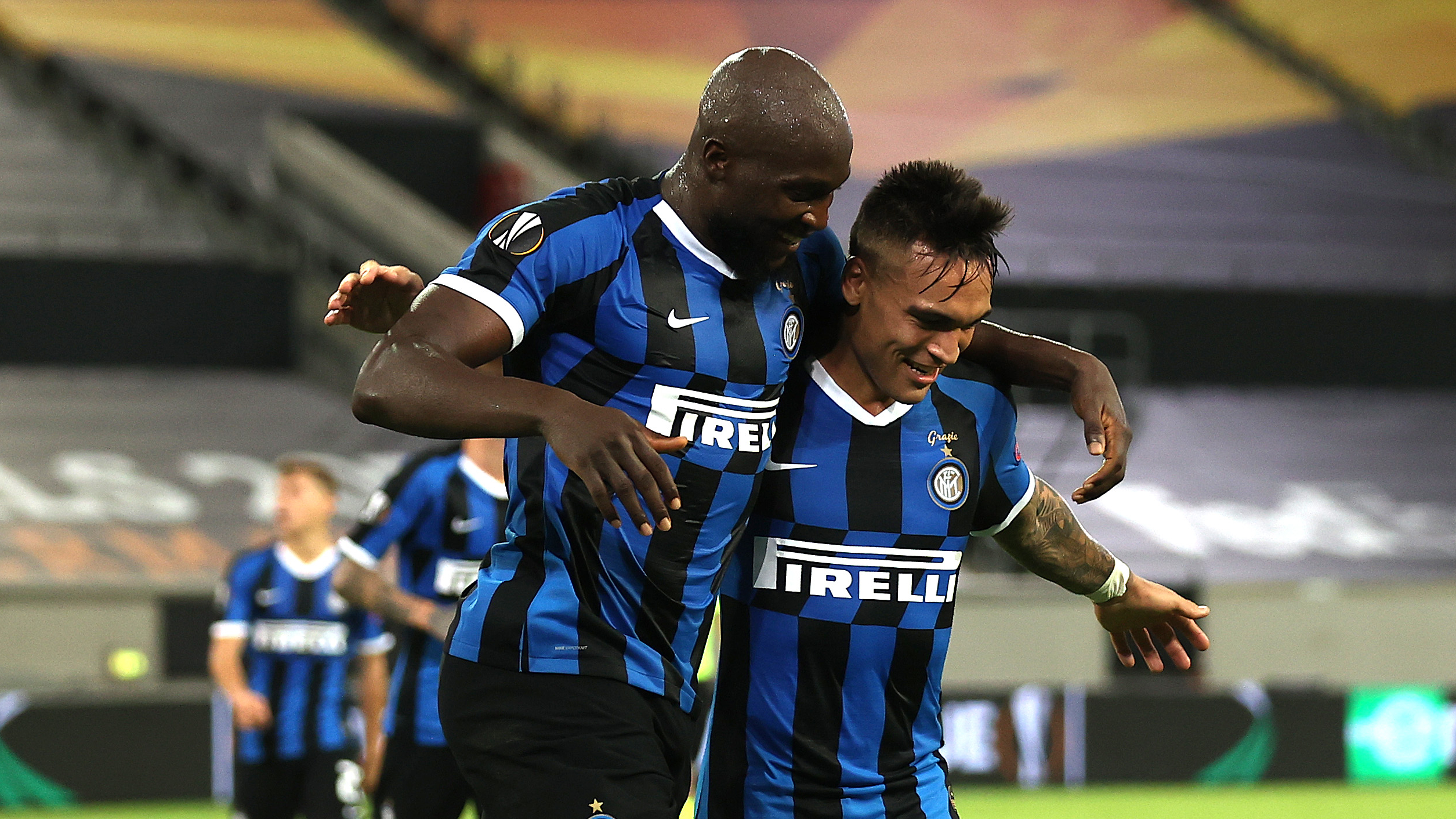 Lautaro Martinez et Lukaku portent l'Inter Milan face au Shakhtar Donetsk (5-0)