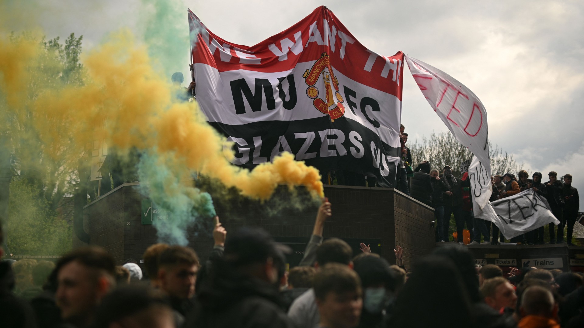 Manchester United - Les Glazer promettent de rencontrer les fans après les manifestations