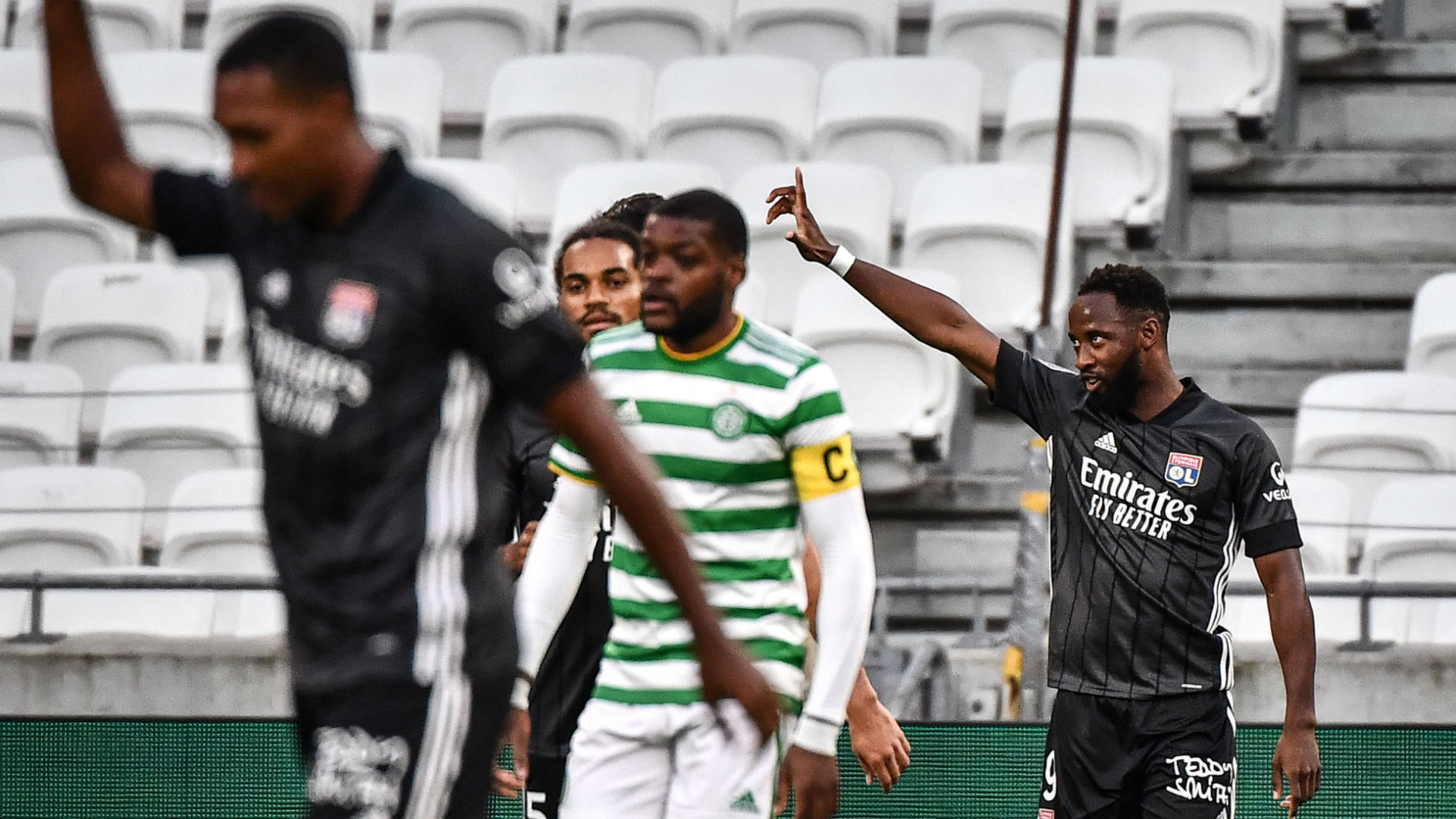 L'OL repart de l'avant face au Celtic (2-1)