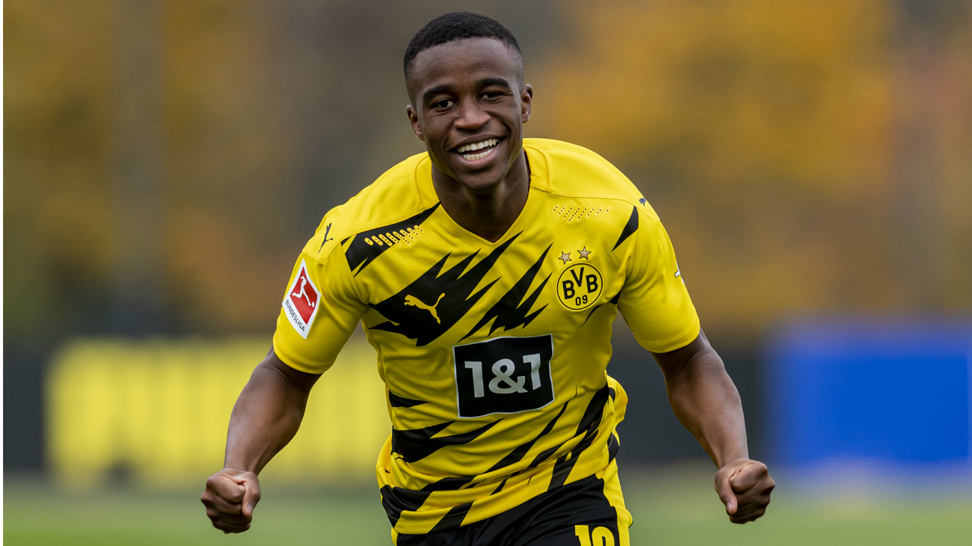 Le jeune Moukoko dans le groupe de Dortmund