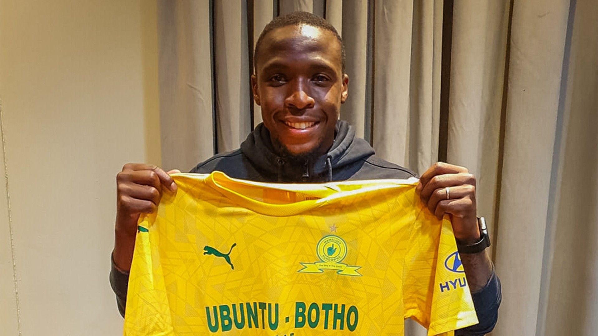 Mamelodi Sundowns coach Mngqithi dismisses rumours of Maluleka's Chloorkop exit