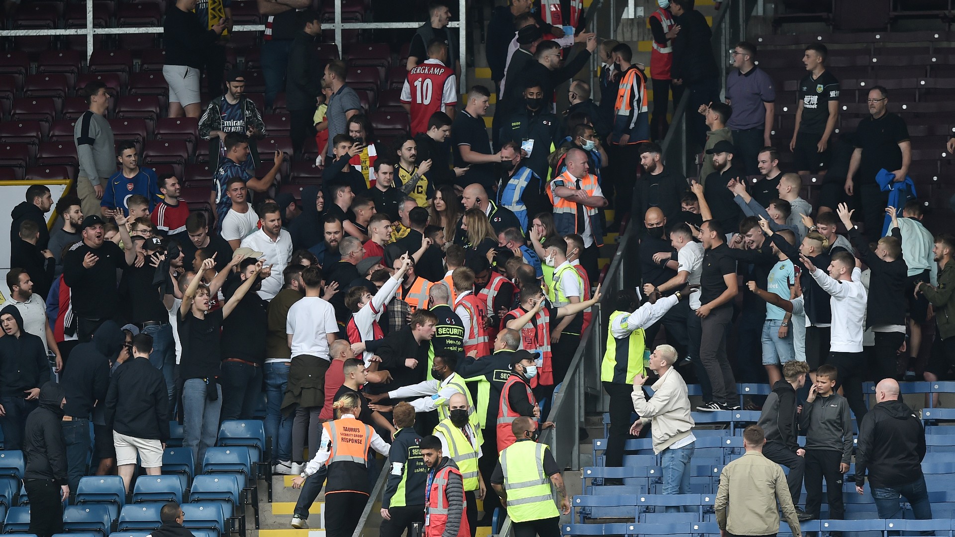 Burnley-Arsenal marred by crowd trouble following Gunners victory