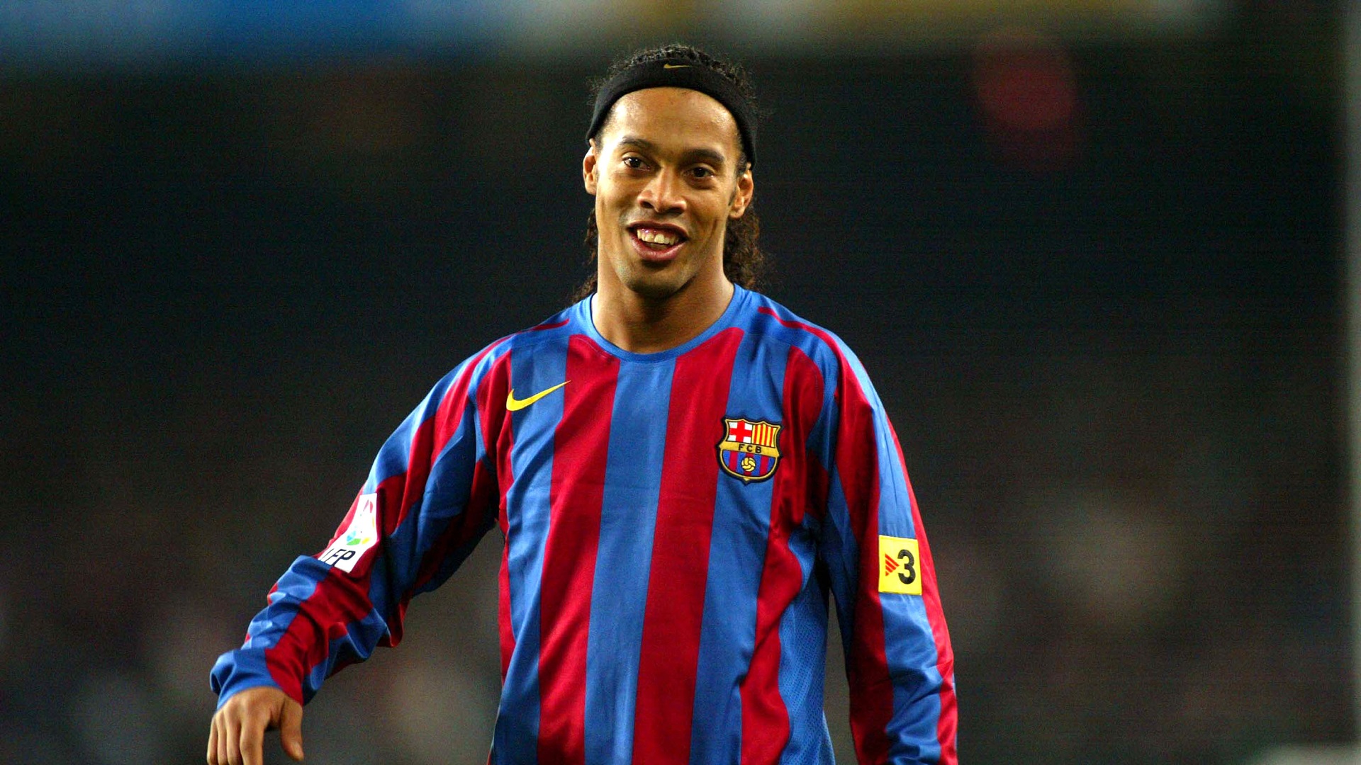 ‘I was offered 500,000 pesetas to take out Ronaldinho’ – Caceres