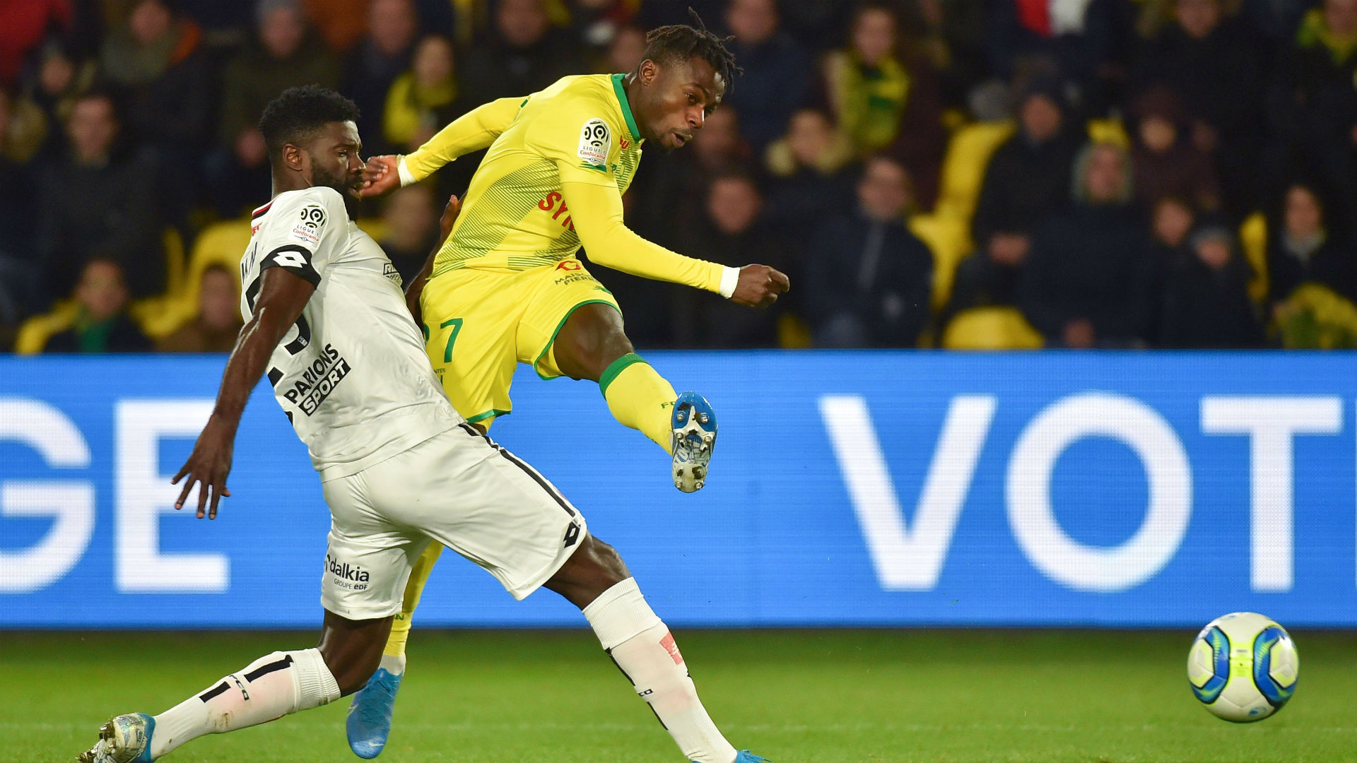 Moses Simon shines as Nantes stun Marseille