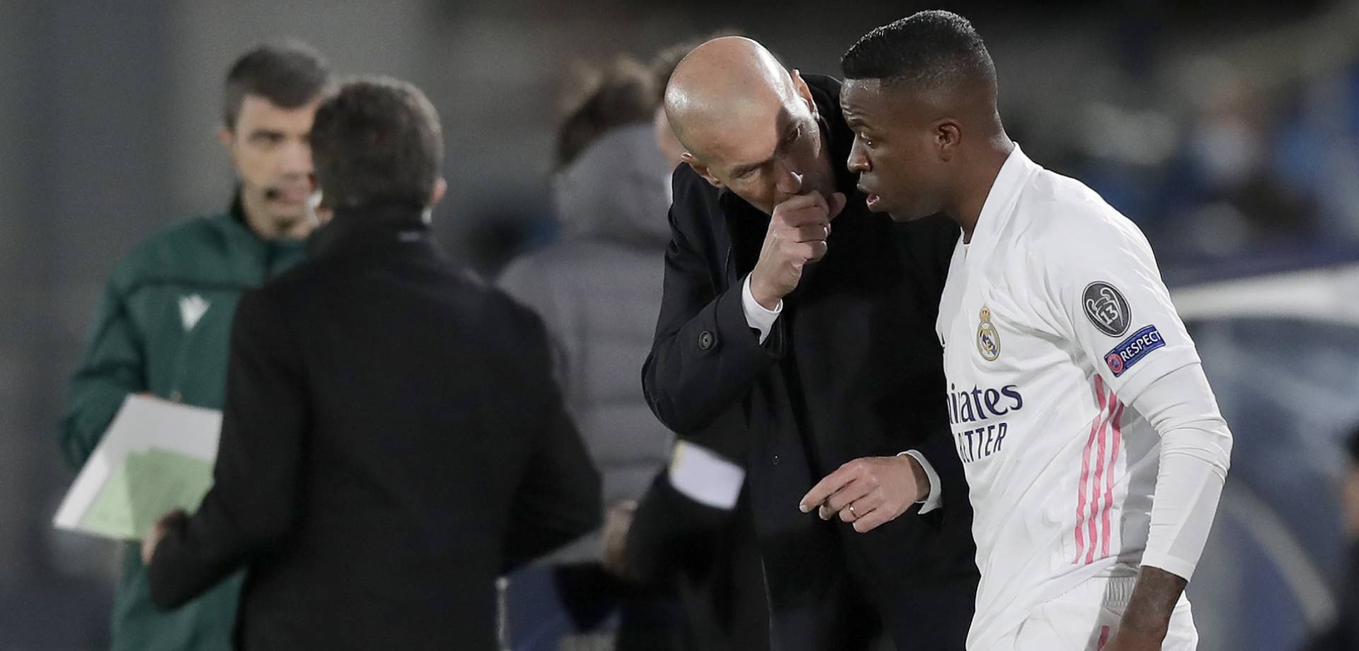 Real Madrid, Vinicius Jr rend hommage à Zinedine Zidane : 