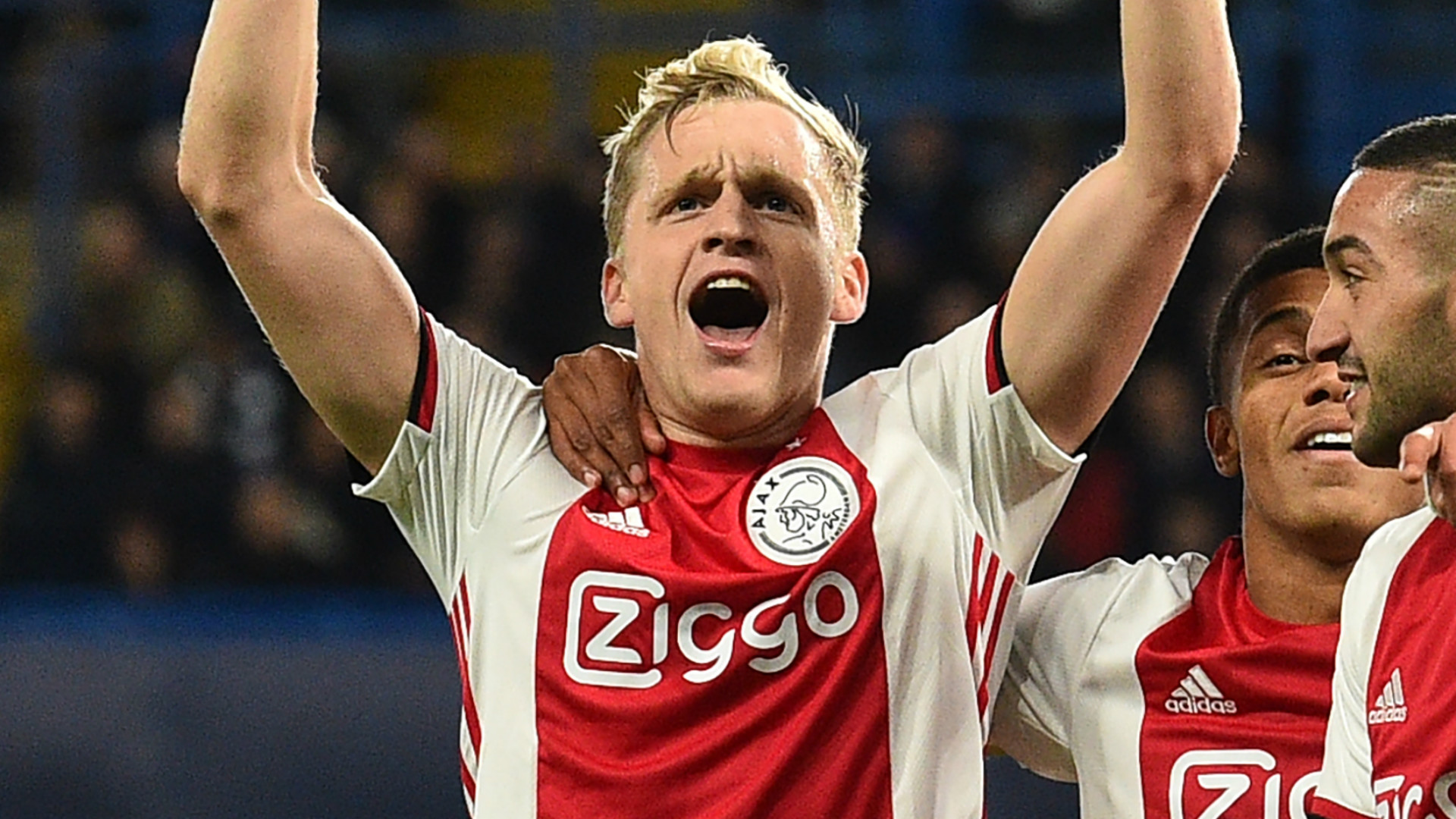 'Bayern or Dortmund perfect for Van de Beek' - Man Utd & Real Madrid-linked Ajax star offered transfer advice by Van der Vaart