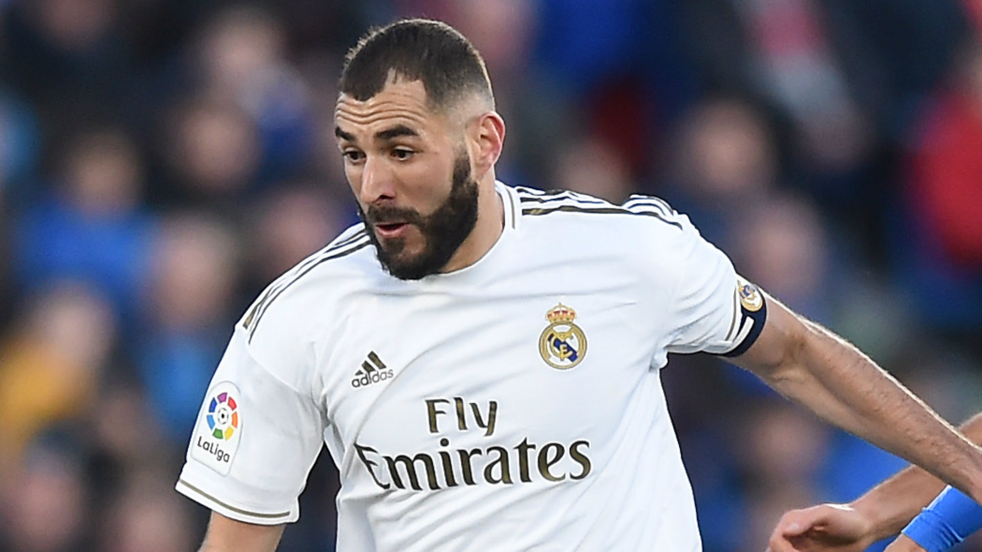 Real Madrid, Benzema va prolonger