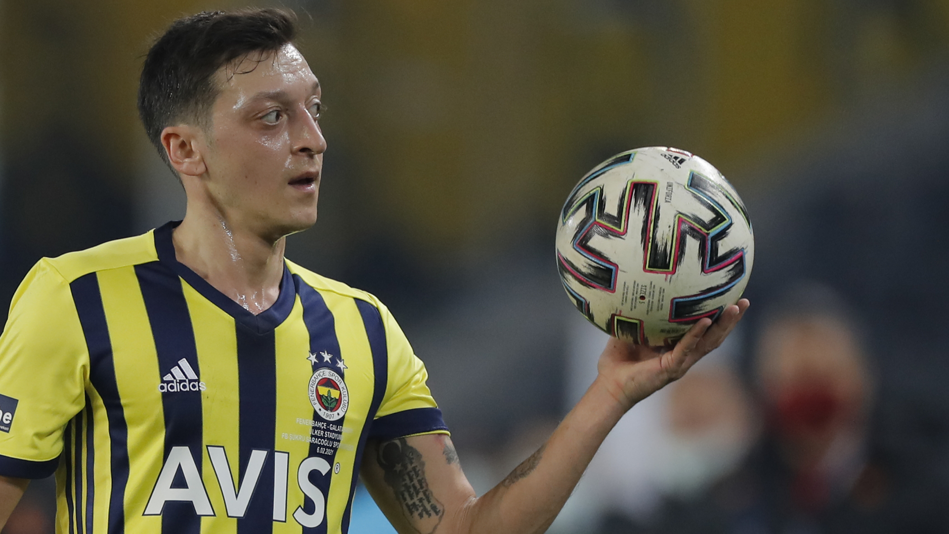 Turquie - Mesut Özil inscrit son premier but avec Fenerbahçe