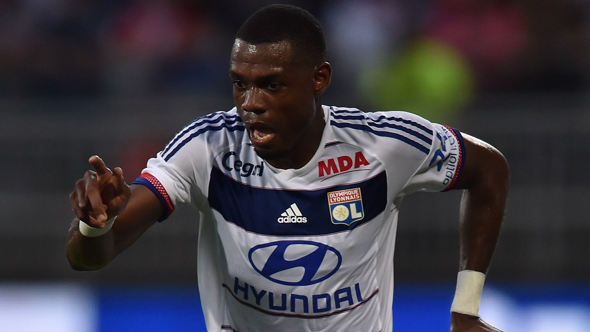 Bedimo: Former Lyon and Marseille defender quits football at age 36