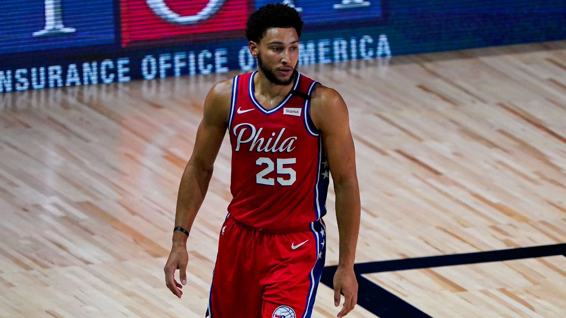76ers' Brett Brown 'very curious' about Ben Simmons' knee injury