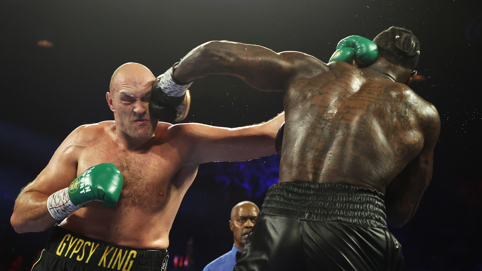 What time is Tyson Fury vs. Deontay Wilder tonight? PPV schedule, main card start time for 2021 fight thumbnail