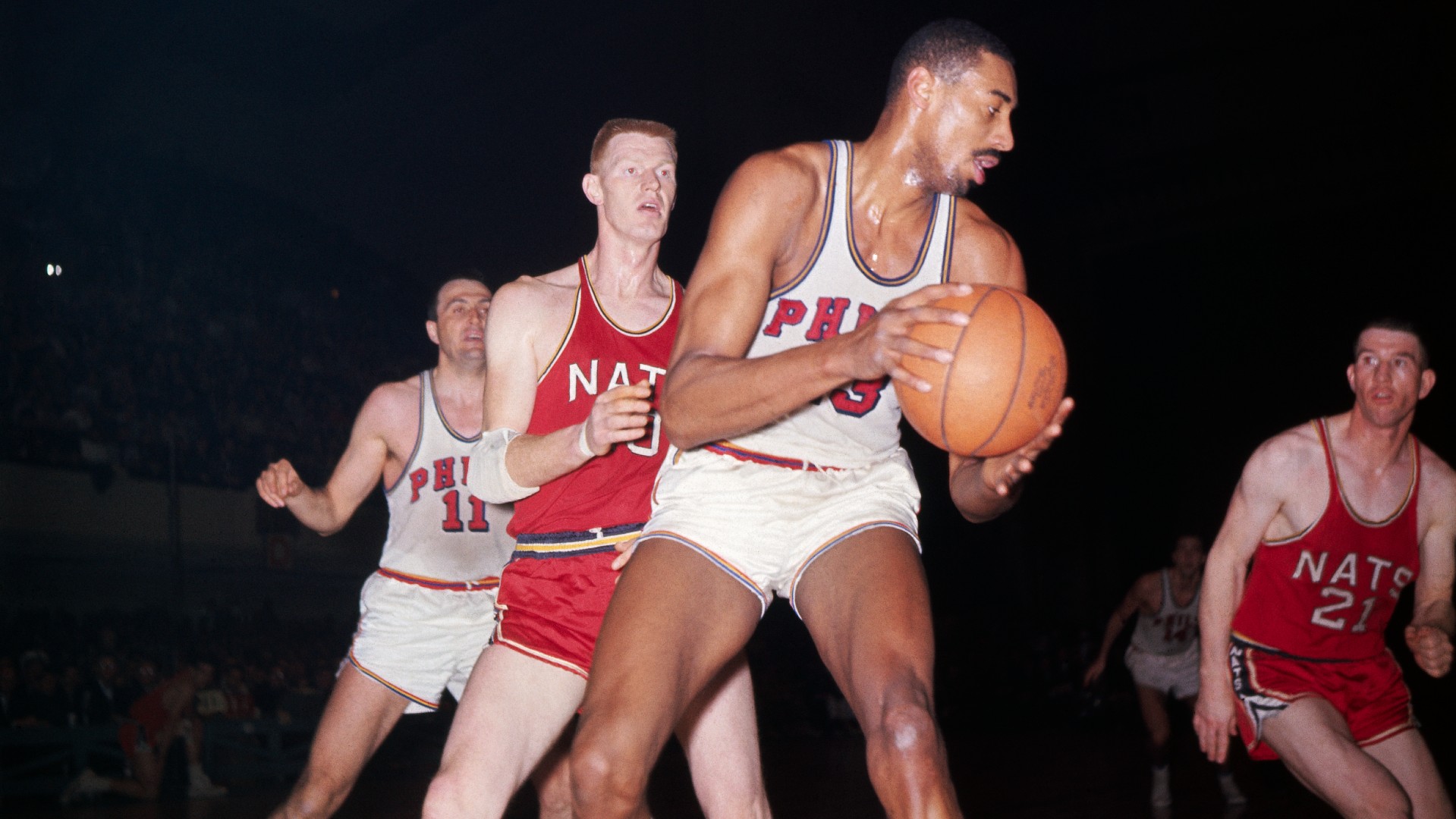 Who has the most points in a half in NBA history? Full list of players includes Wilt Chamberlain, Kobe Bryant