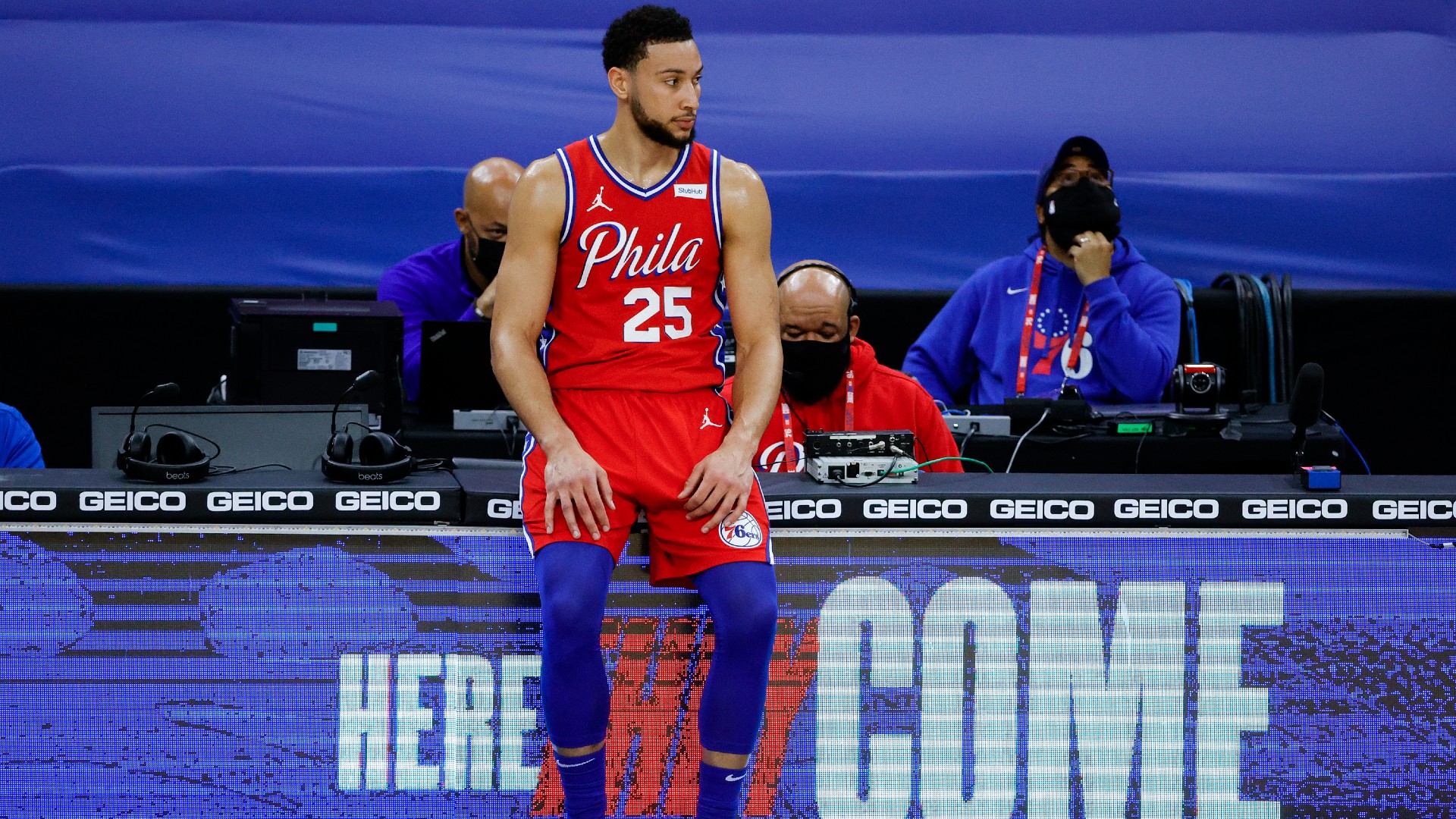 Ben Simmons trade rumors: 76ers star willing to sit out 2021-22 season if Philadelphia doesn't trade him thumbnail