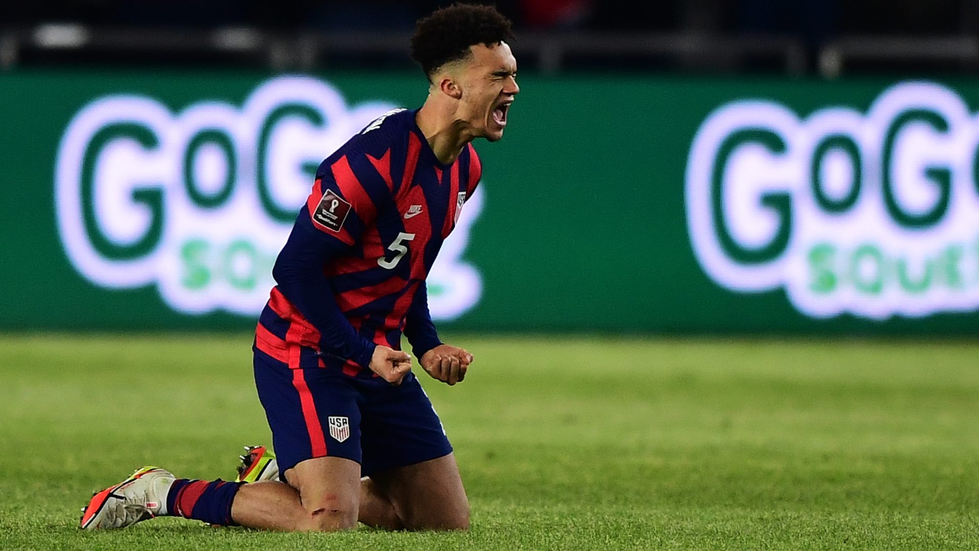 USMNT on brink of qualifying for 2022 FIFA World Cup thanks to unlikely hero Antonee Robinson - latest sports news USMNT on brink of qualifying for 2022 FIFA World Cup thanks to unlikely hero Antonee Robinson