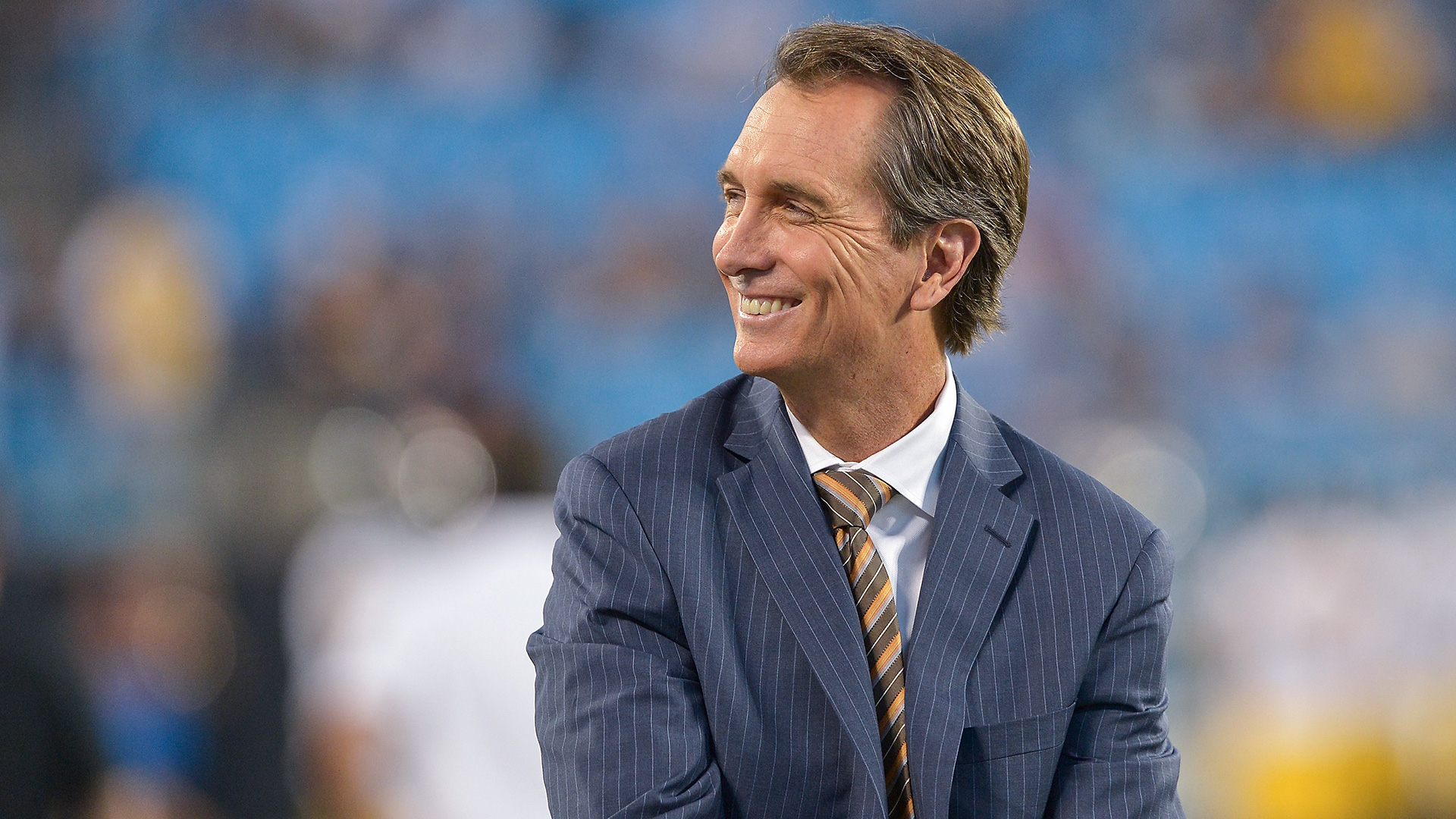 Cris Collinsworth ripped for sexist comment about female fans' football knowledge, later apologizes