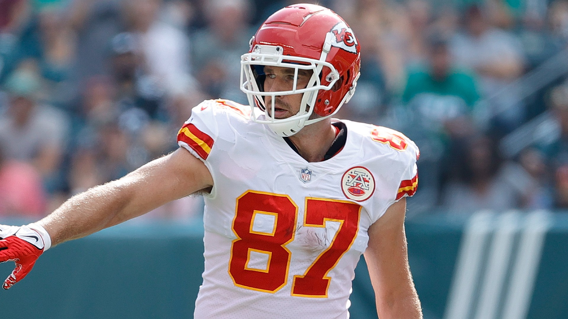 travis kelce 110121 getty