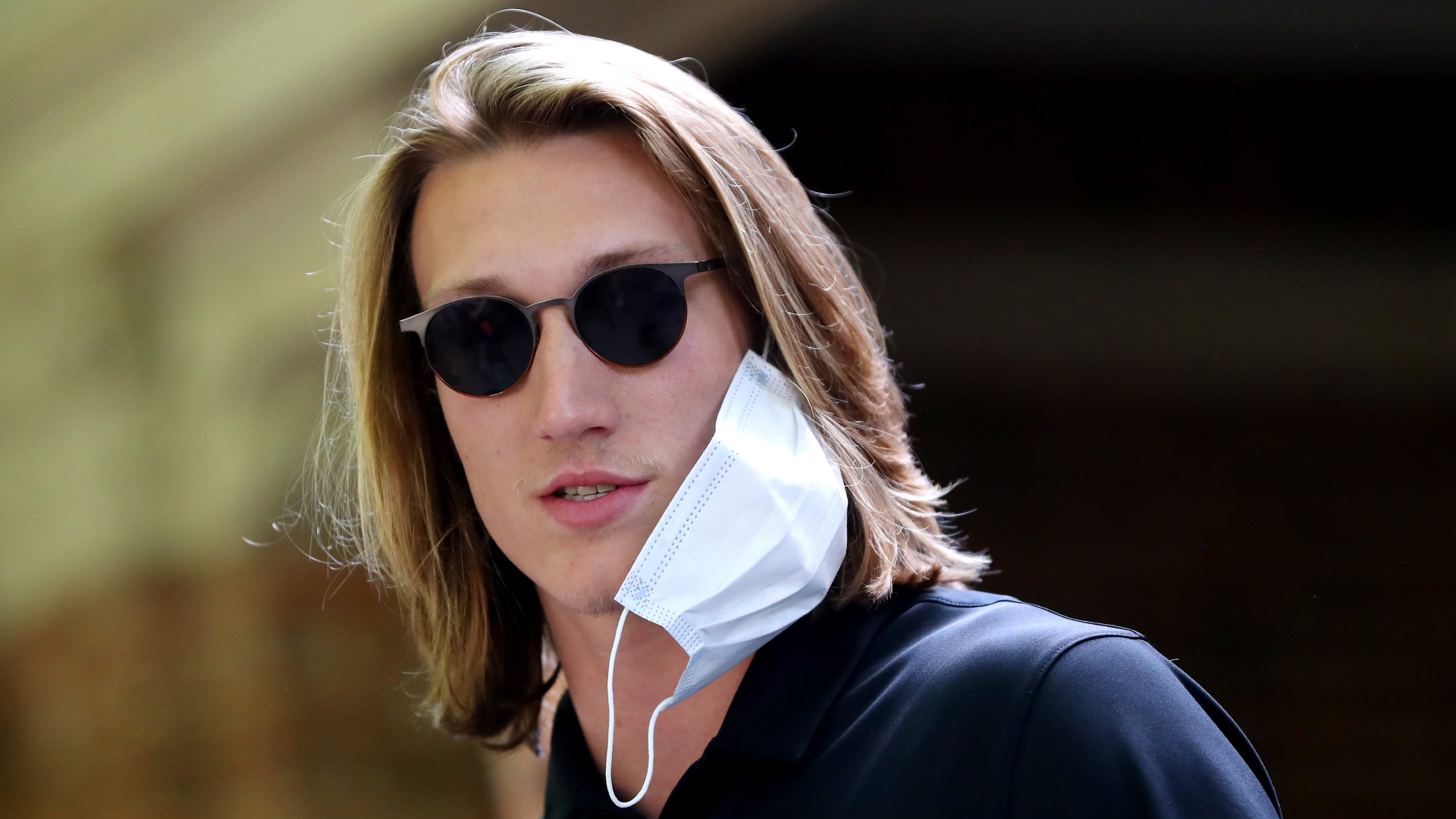Why is Trevor Lawrence allowed on Clemson sideline vs. Notre Dame with COVID-19?