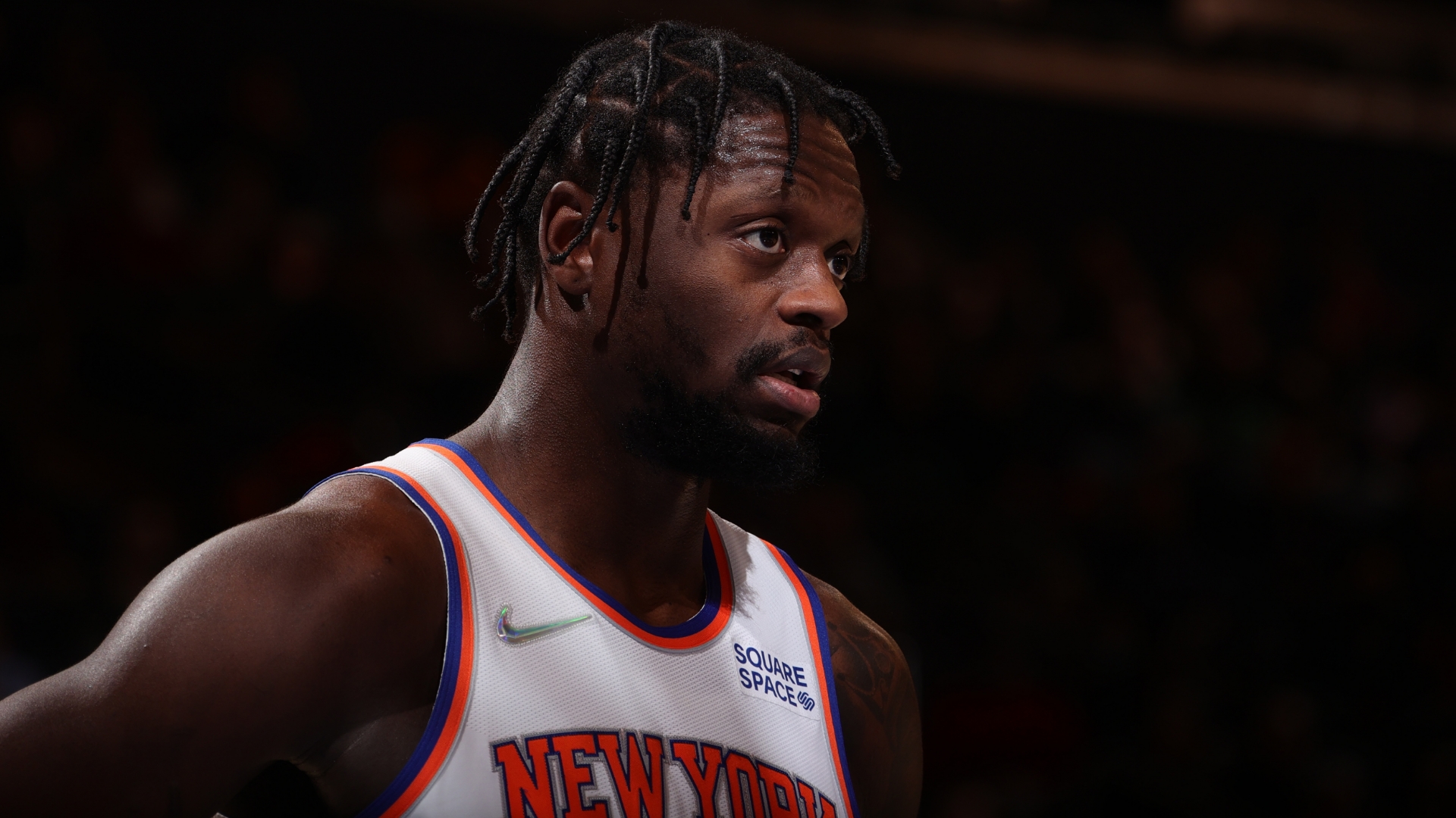 Julius Randle Booed Off The Floor By Knicks Fans After Two-point ...