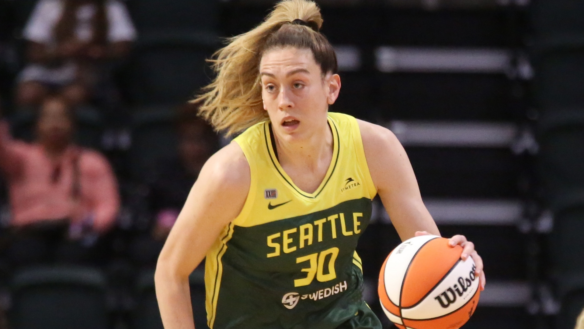 Breanna Stewart: WNBA's superstar free agent returns to Seattle Storm on one-year supermax deal thumbnail