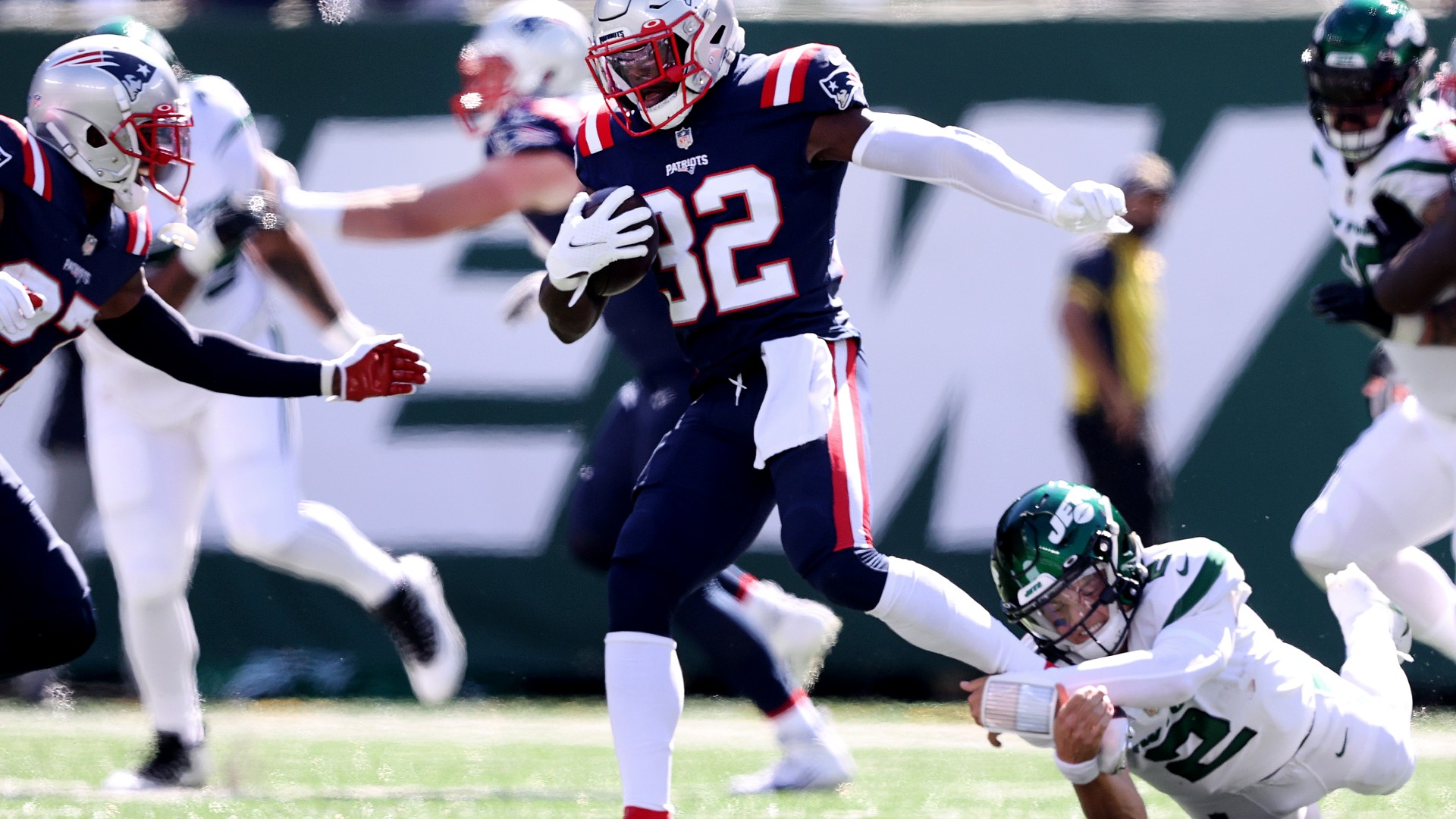 zach wilson tackle 091921 getty ftrjpg 1nmu0oz8lzf7v1j562gvdprnc5