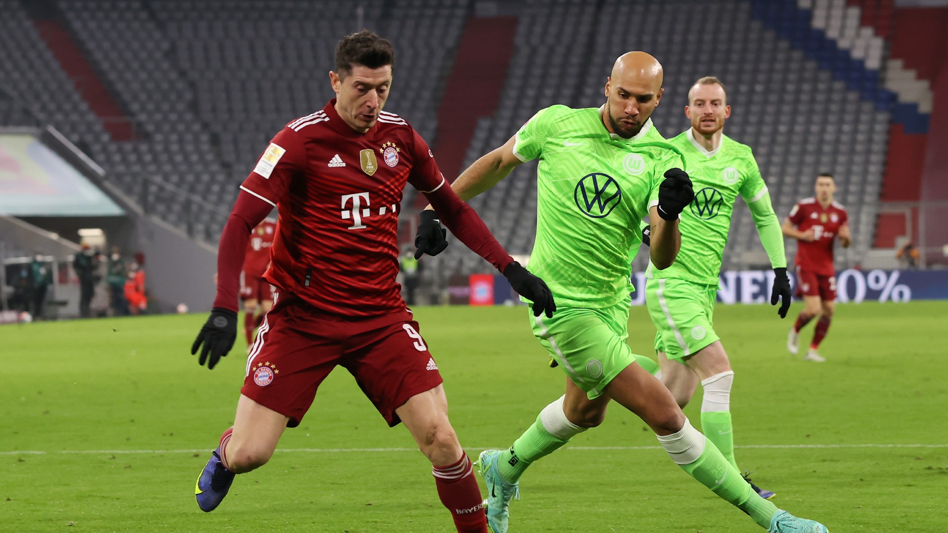 Robert Lewandowski goal matches Ronaldo's record in secondbest