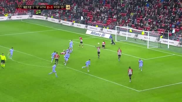 Wahnsinn im spanischen Pokal: Dani Alves mit Fallrückzieher-Vorlage für Pedri zum Ausgleich in der Nachspielzeit | Copa del Rey Wahnsinn im spanischen Pokal: Dani Alves mit Fallrückzieher-Vorlage für Pedri zum Ausgleich in der Nachspielzeit | Copa del Rey
