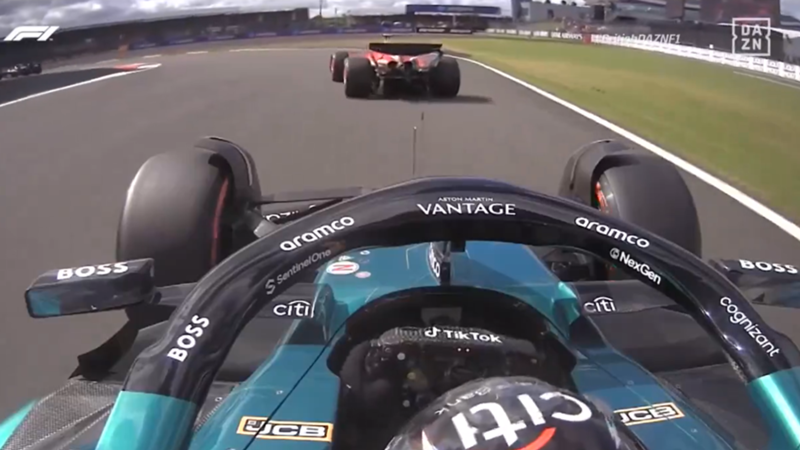 Fernando Alonso, Carlos Sainz y el momento que condenó sus vueltas lanzadas en la lucha por la pole en Silverstone: "Es un desastre"