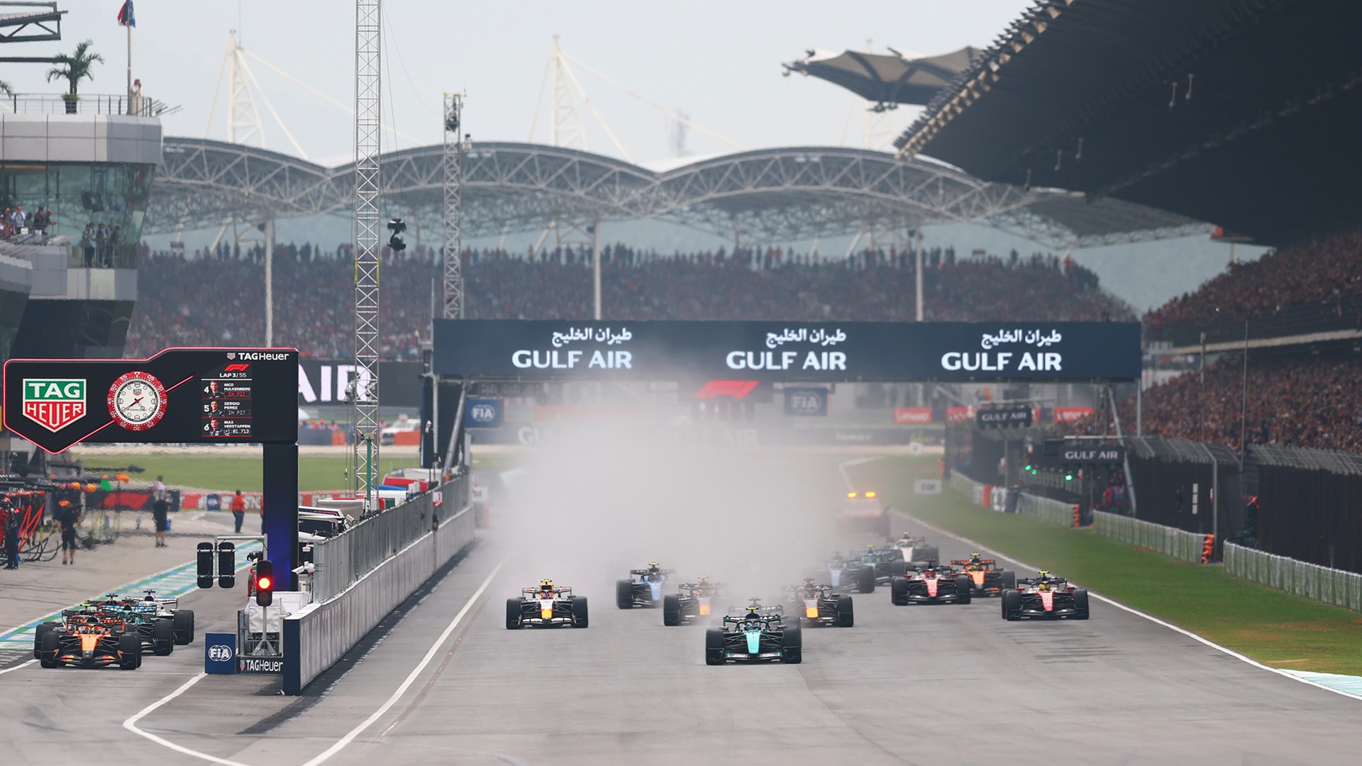 フェルスタッペンが大荒れのバーレーンGPで新規定後初勝利