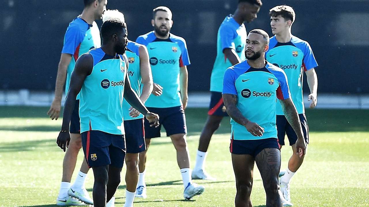 デパイ バルセロナ退団へ 昨季チーム内得点王も最後通告受ける ラ リーガ Dazn News 日本 デパイ バルセロナ退団へ 昨季チーム内得点王も最後通告受ける ラ リーガ Dazn News 日本