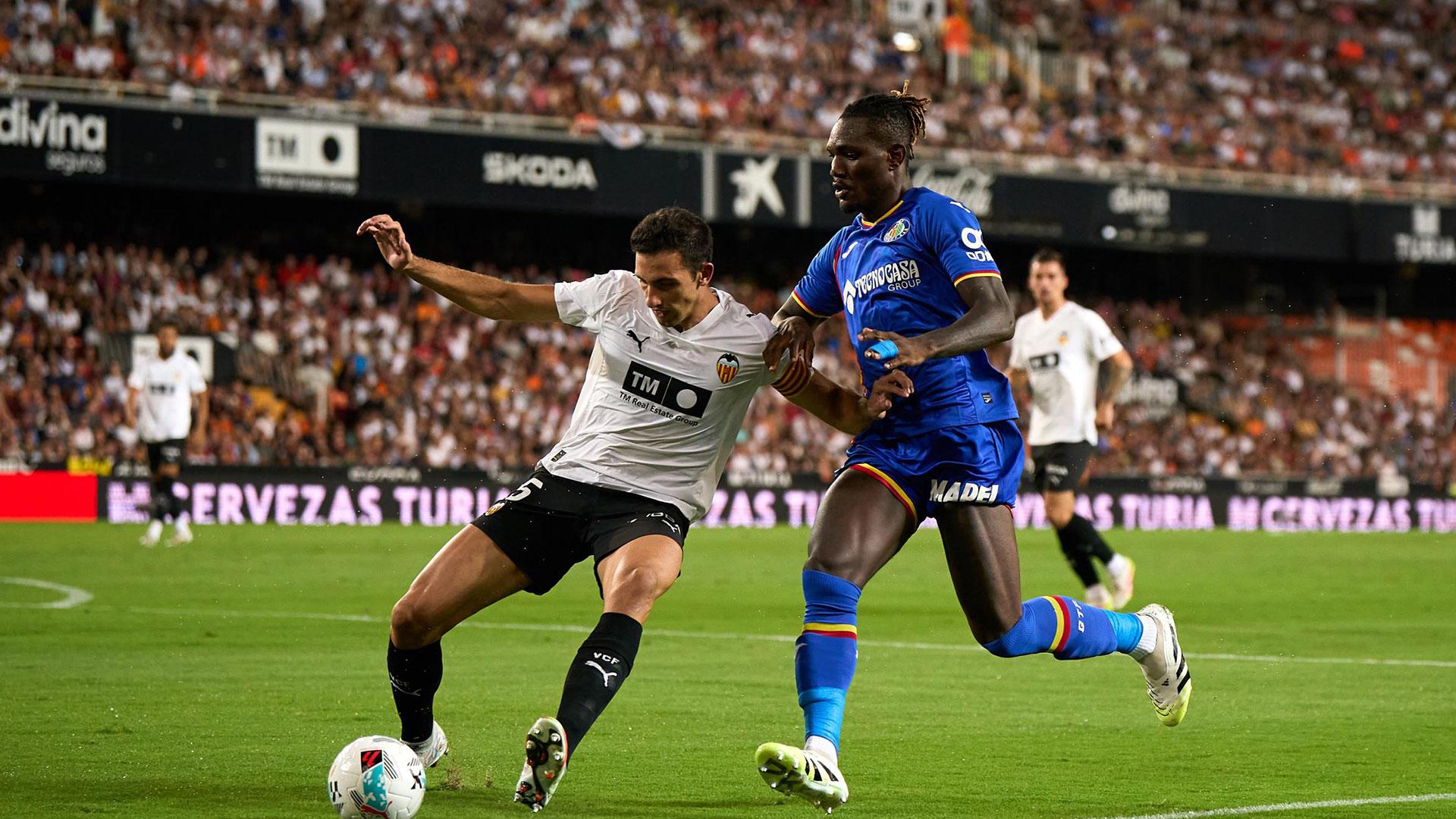 昨季1-7、0-5と大敗したバルセロナ戦へ…バレンシア指揮官「最もつらい