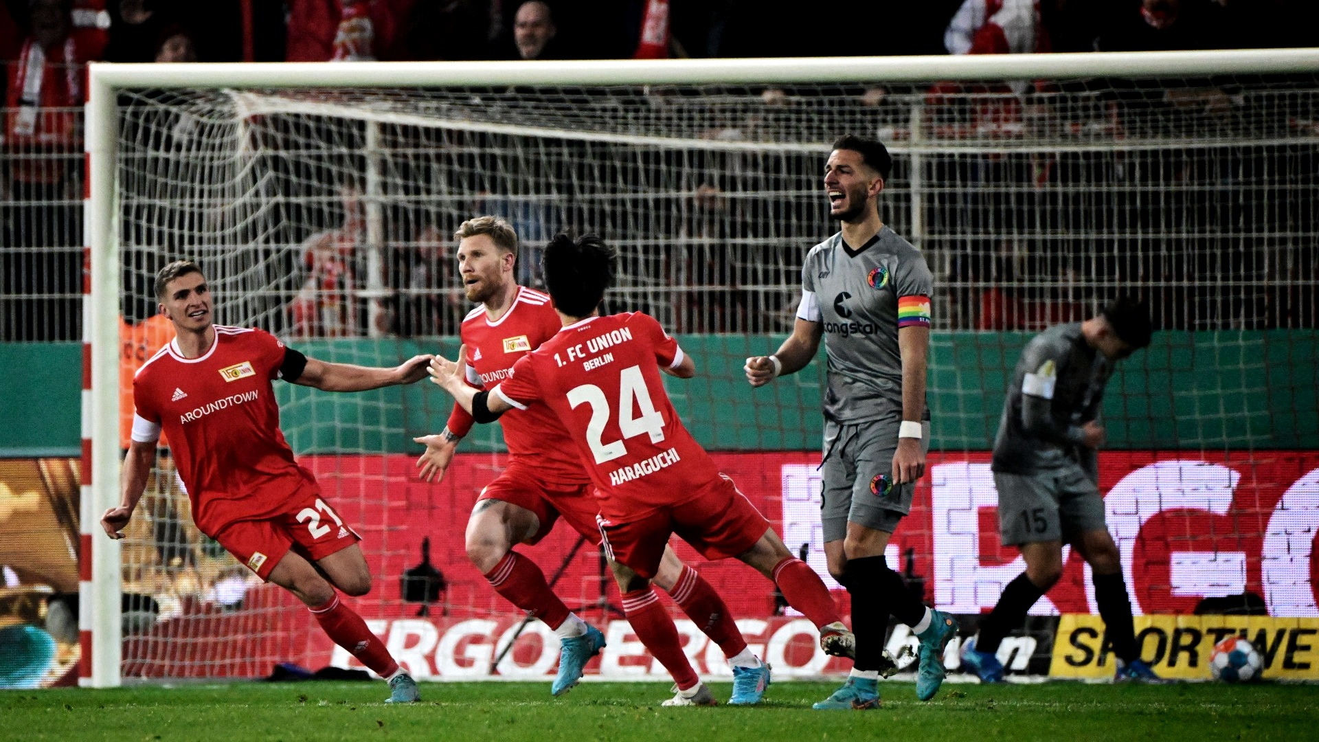 原口先発のウニオン ベルリンがベスト4へ 室屋成のハノーファーはライプツィヒに完敗 Dfbポカール準々決勝 結果まとめ Dazn News 日本