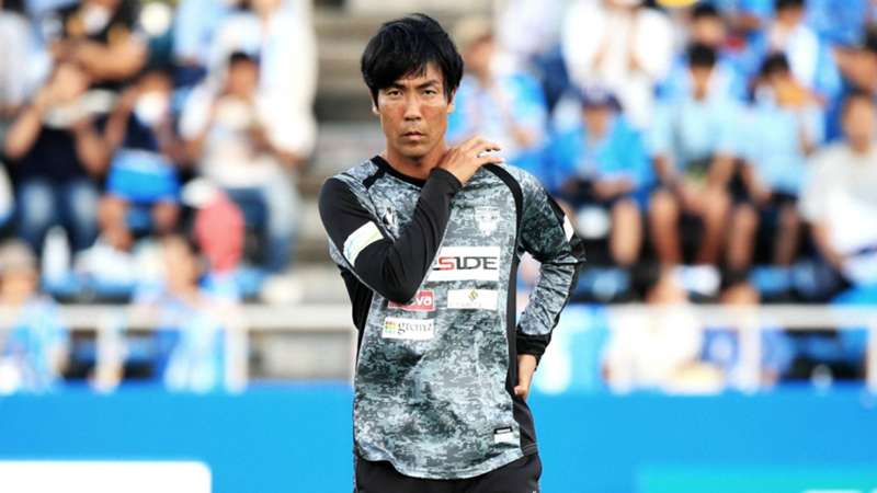 「サッカーはシンプル。ゴールを奪うものであり守るもの」。横浜FCの早川知伸新監督がチームの立て直しを誓う | Jリーグ