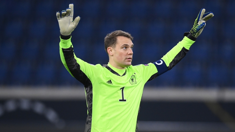 DFB-Team: Sch...loch Gelsenkirchen? Manuel Neuer verteidigt seine Heimatstadt