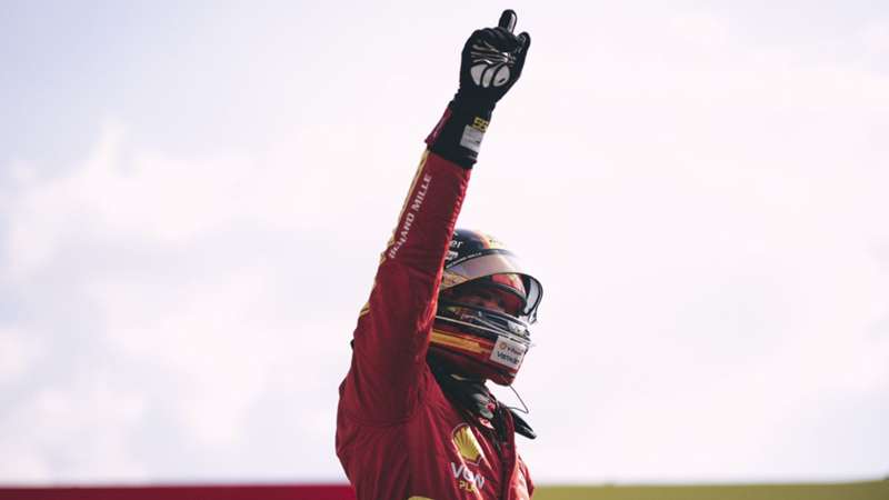 Carlos Sainz defiende en Monza su lugar en la mesa de Ferrari