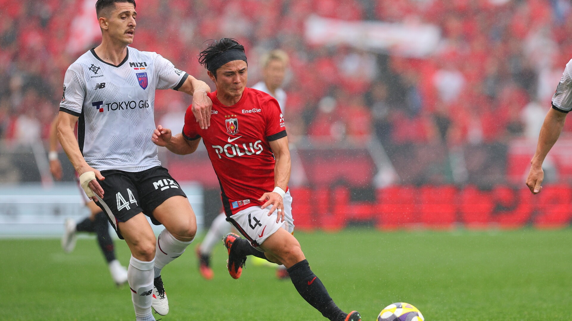 動画】浦和の右サイドを支える石原広教が『槙野オフ・ザ・ボール解説