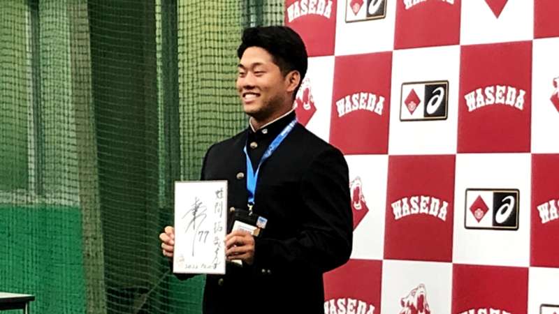 埼玉西武ライオンズがドラフト1位の蛭間拓哉に指名挨拶「自分のスタイルは変えずにプロでもプレーできれば」 ｜ プロ野球