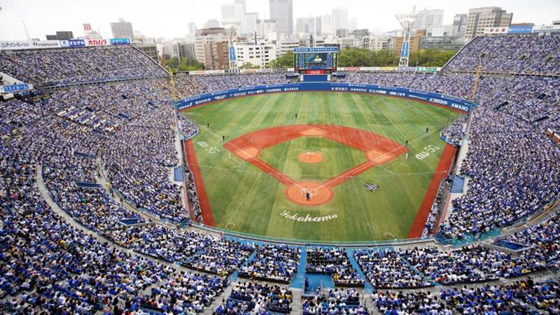 横浜DeNAベイスターズがモロン、マルティネスの両右腕と育成契約 ｜ プロ野球