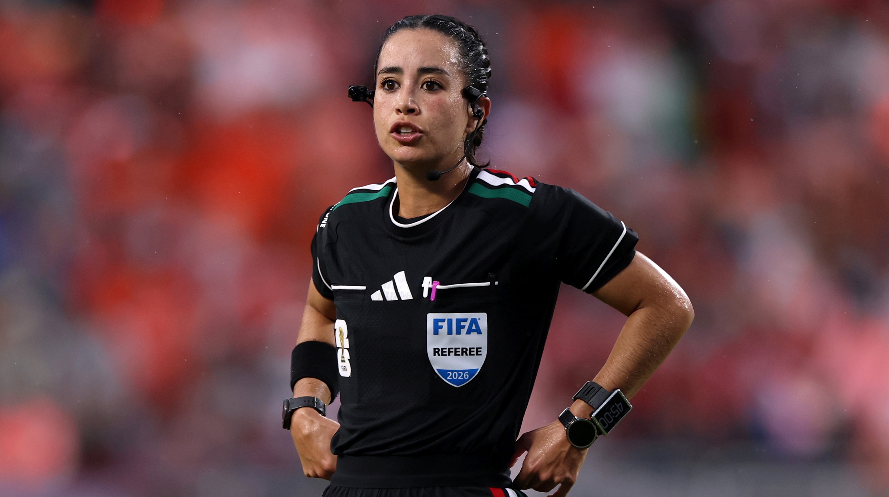 北中米W杯】チュニジアvsオランダ戦を裁いたメキシコの女性審判員