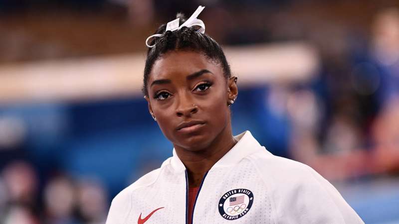 ¿Qué le pasó a Simone Biles en Tokio 2020?